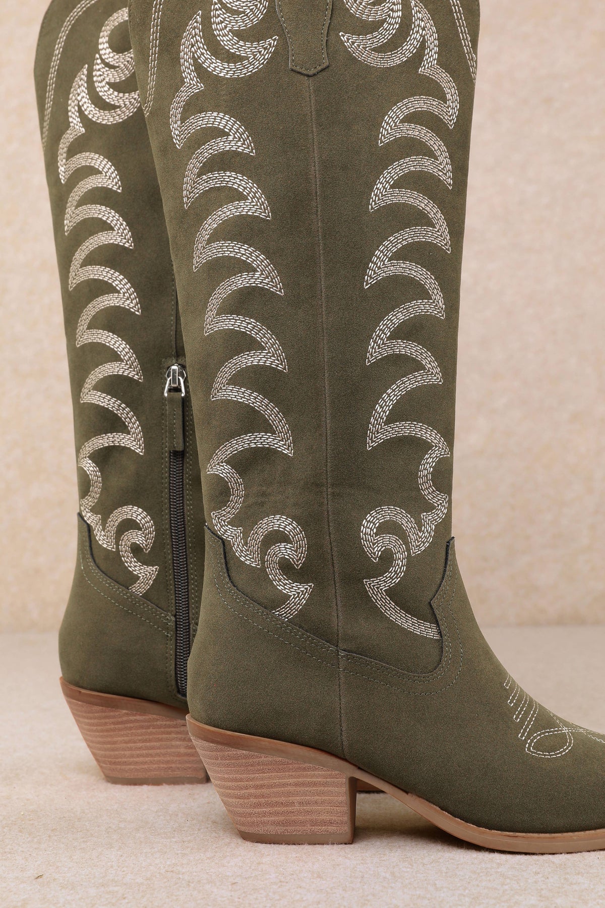 The Faye Boot - Olive
