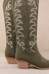The Faye Boot - Olive