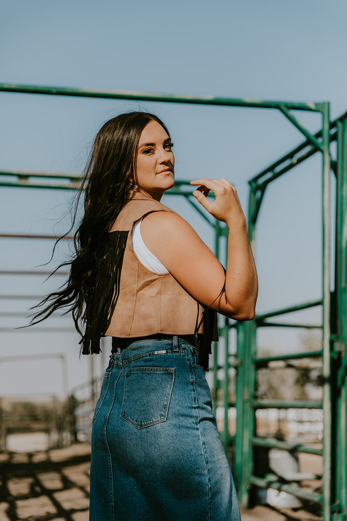 The Renegade Vest - Tan/Black