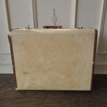 Load image into Gallery viewer, STV24 Vintage Aeropack by McBrine Suitcase
