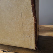 Load image into Gallery viewer, STV24 Vintage Aeropack by McBrine Suitcase
