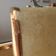 Load image into Gallery viewer, STV24 Vintage Aeropack by McBrine Suitcase

