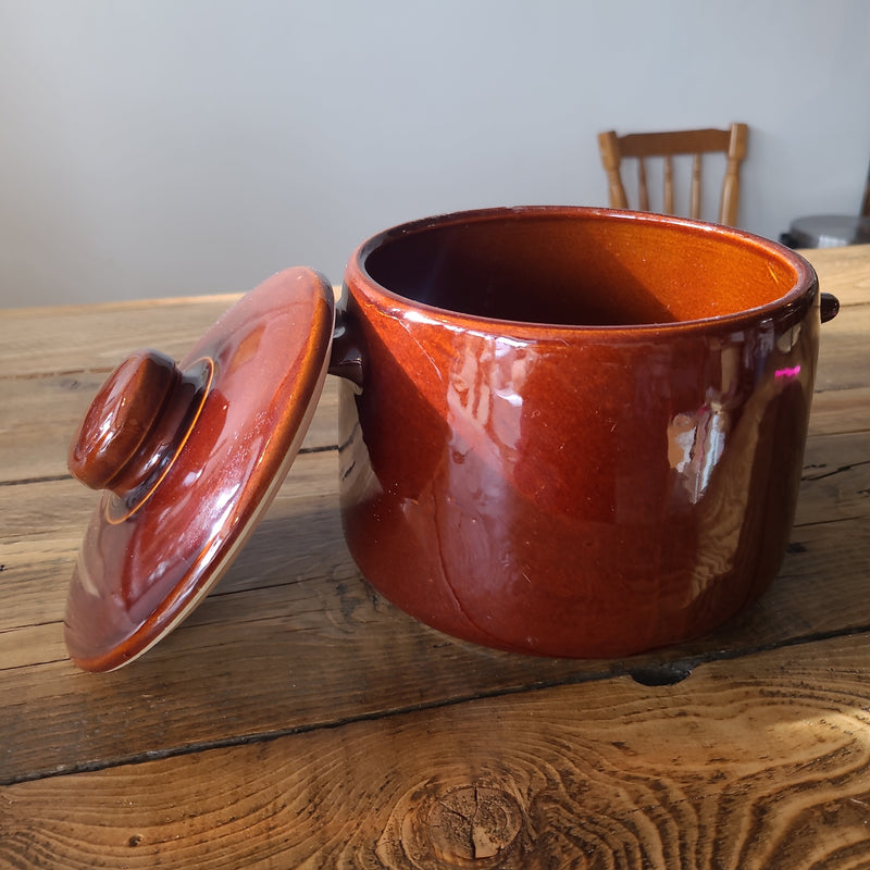 STV7 Vintage West Bend USA Bean Crock Pot