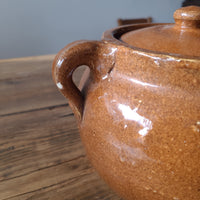 STV14 Vintage Medalta Bean Pot