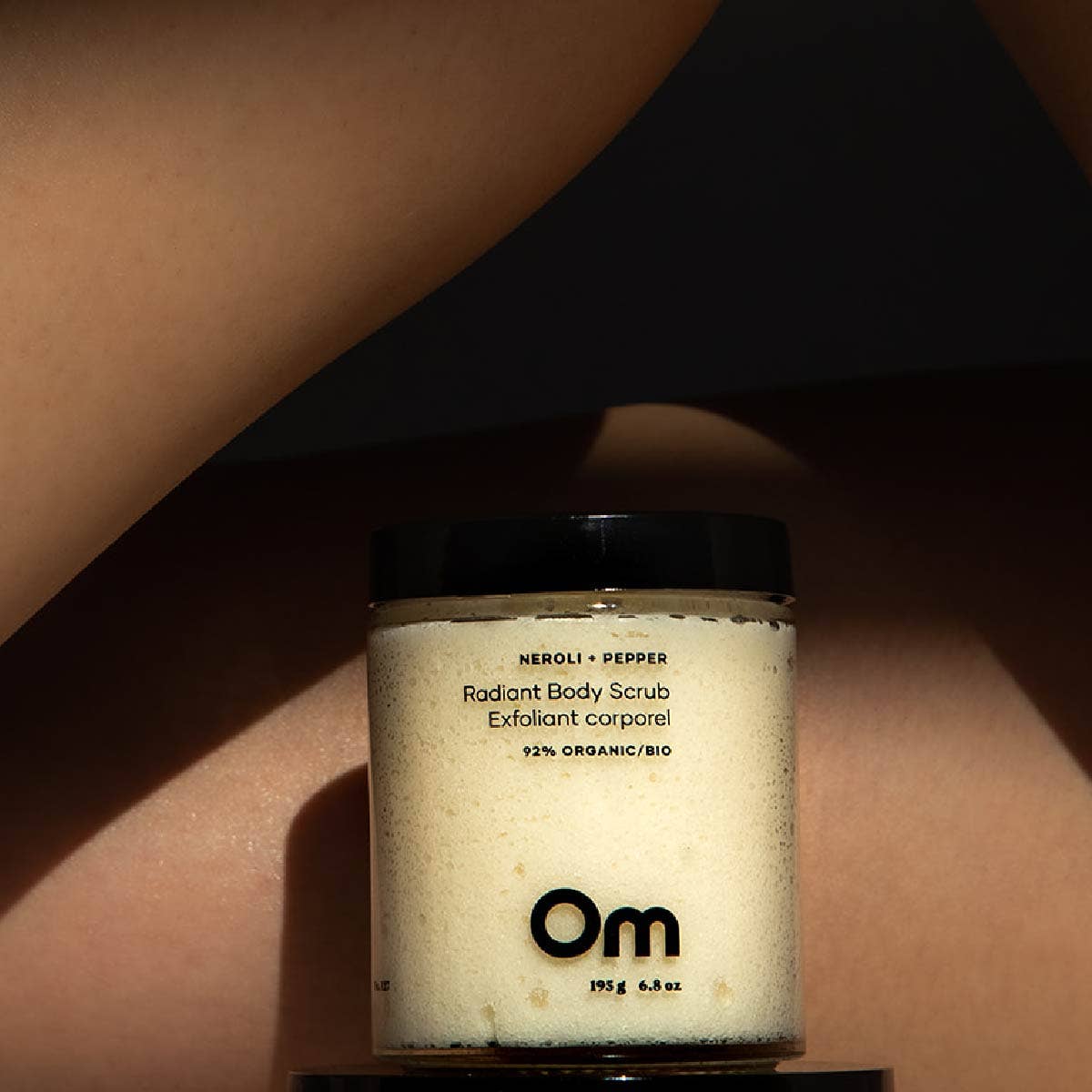 Om Organics Skincare - Neroli + Pepper Radiant Body Scrub: Full Size - 140 g