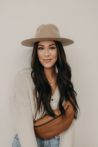 WEST VON - Indie | Large Essential Sling: Toffee