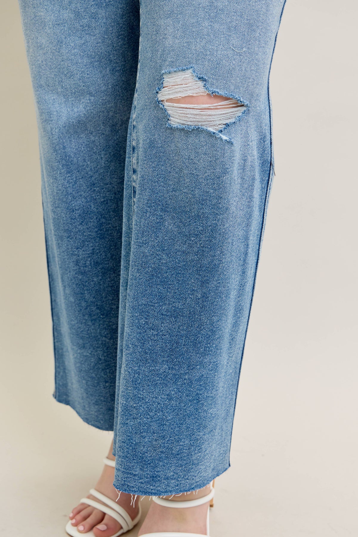 Judy Blue Jeans - Vintage Wash Wide Leg With Destroy
