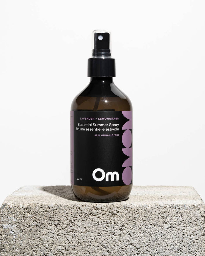 Om Organics Skincare - Lavender + Lemongrass Essential Summer Spray: Full Size - 250 ml