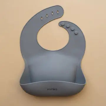 Minika Silicone Bib