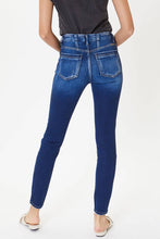 Load image into Gallery viewer, Kan Can Novah Skinny Jeans
