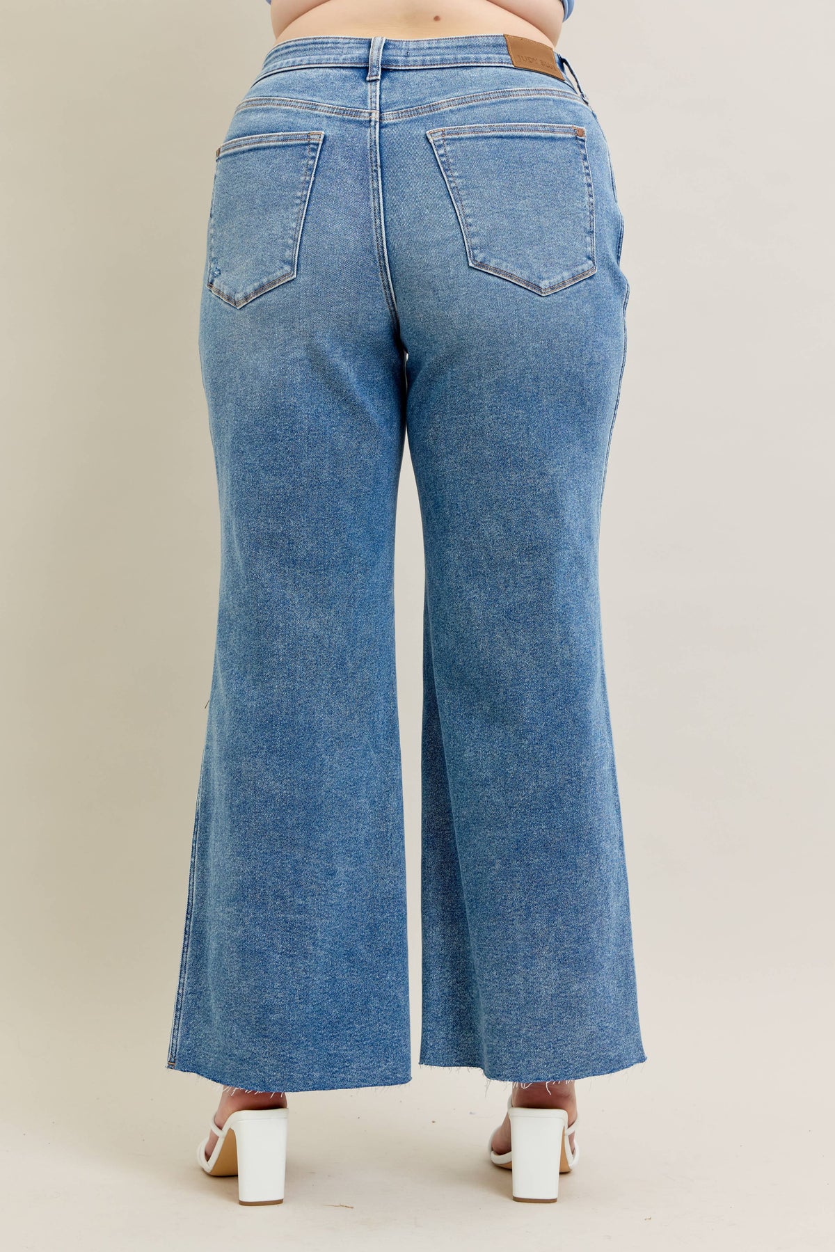 Judy Blue Jeans - Vintage Wash Wide Leg With Destroy