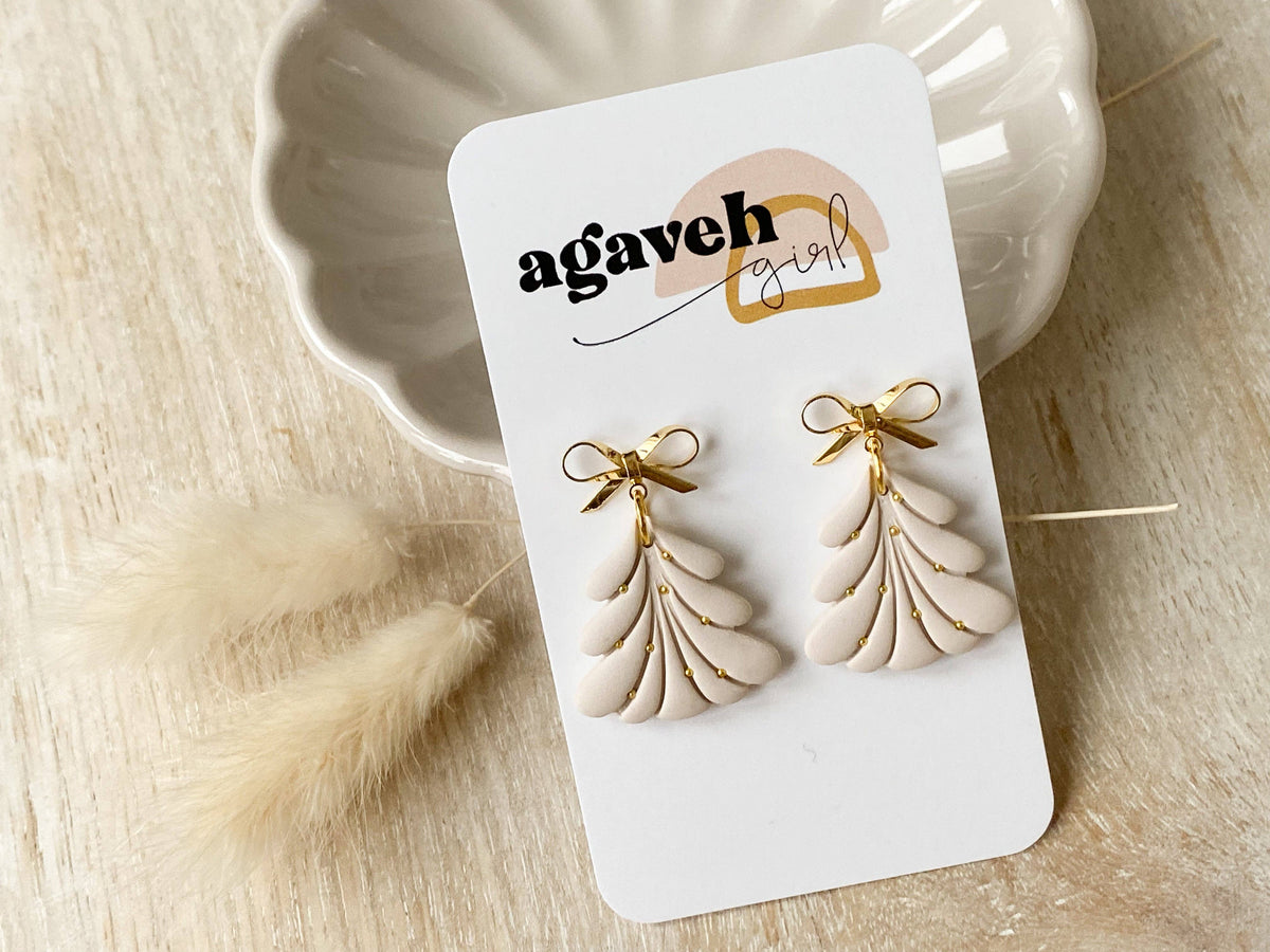 Agaveh girl - Balsam Fir: Snow