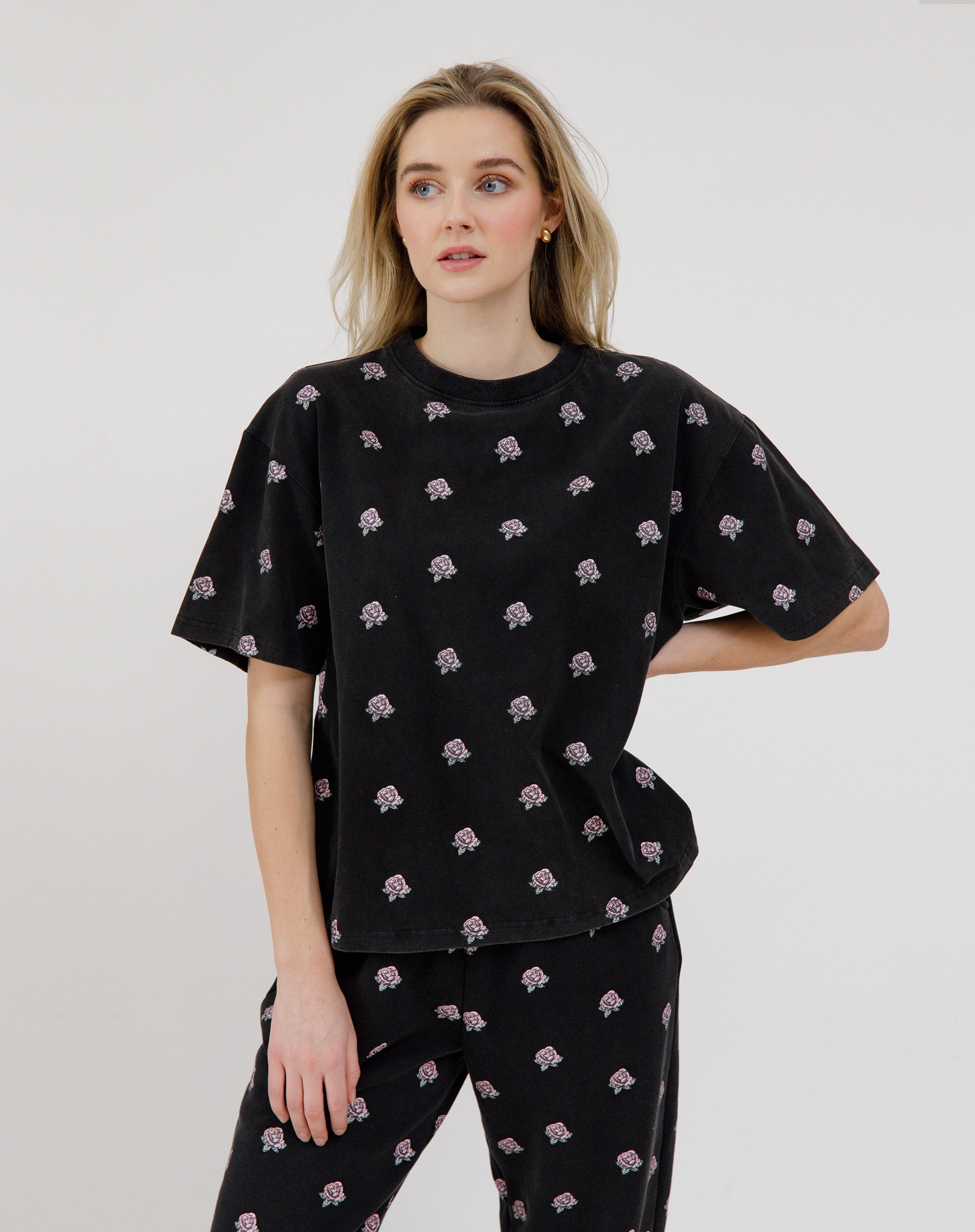 Brunette the Label All Over Flower Boxy Tee – Small Town
