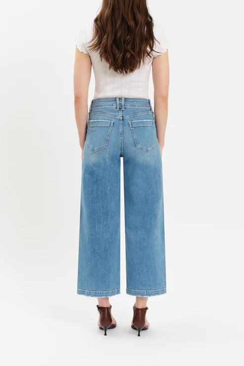 Daze Denim Valley Girl Wide Leg Ankle in Fave