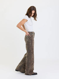 Daze Denim Far Out Jeans - Cool Cat