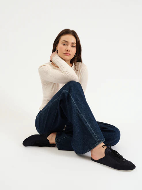 Daze Denim Madison - Mid Rise Wide Leg
