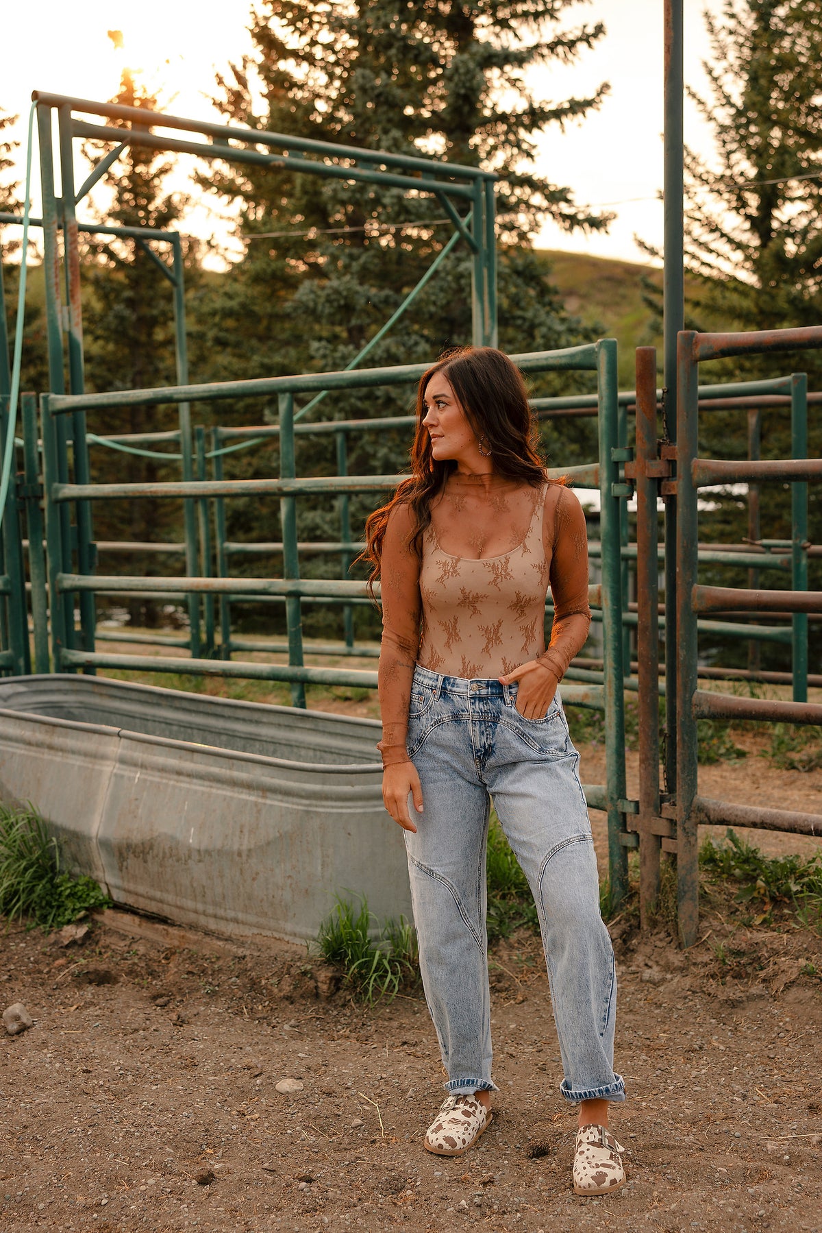 Dusted Mesh Top-Hazelnut