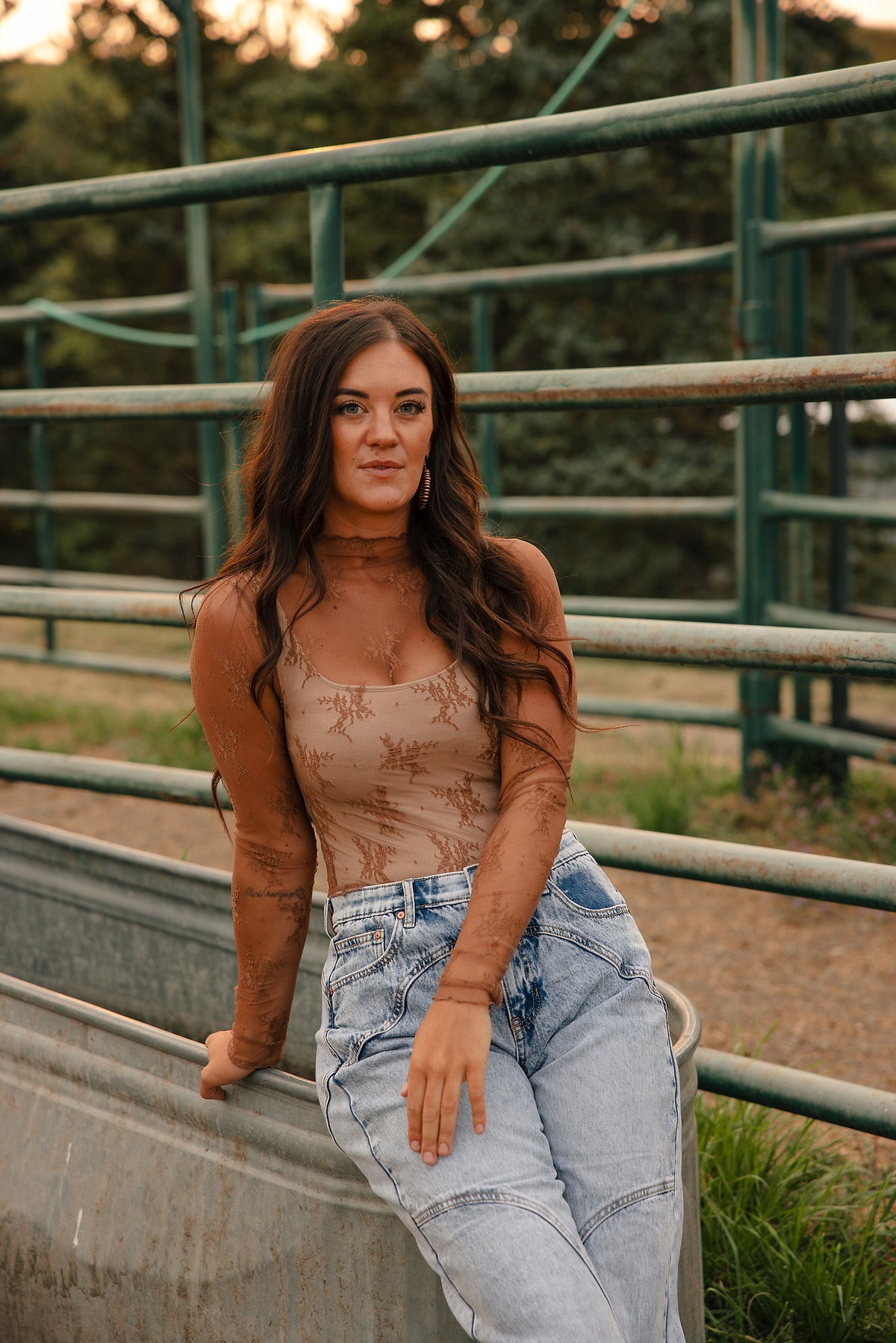 Dusted Mesh Top-Hazelnut