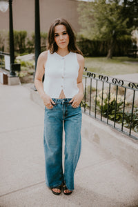 Metal Button Knit Vest