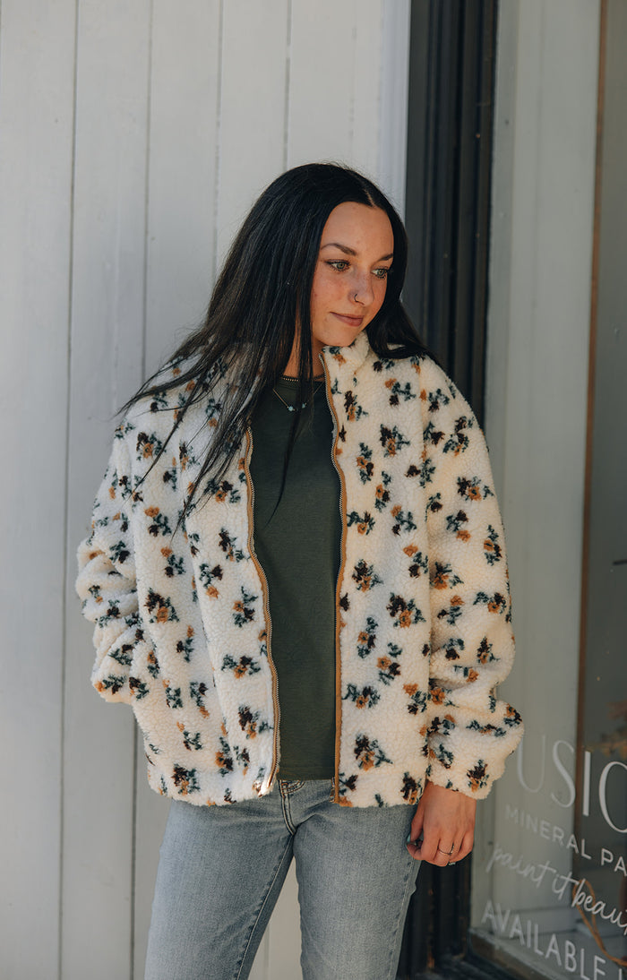 Brunette The Label Floral Sherpa In Cream w/ Brown