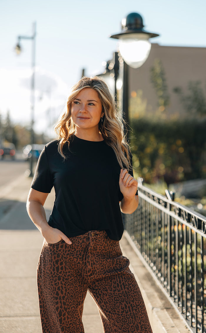 Gentle Fawn Jaxon Tee -Black