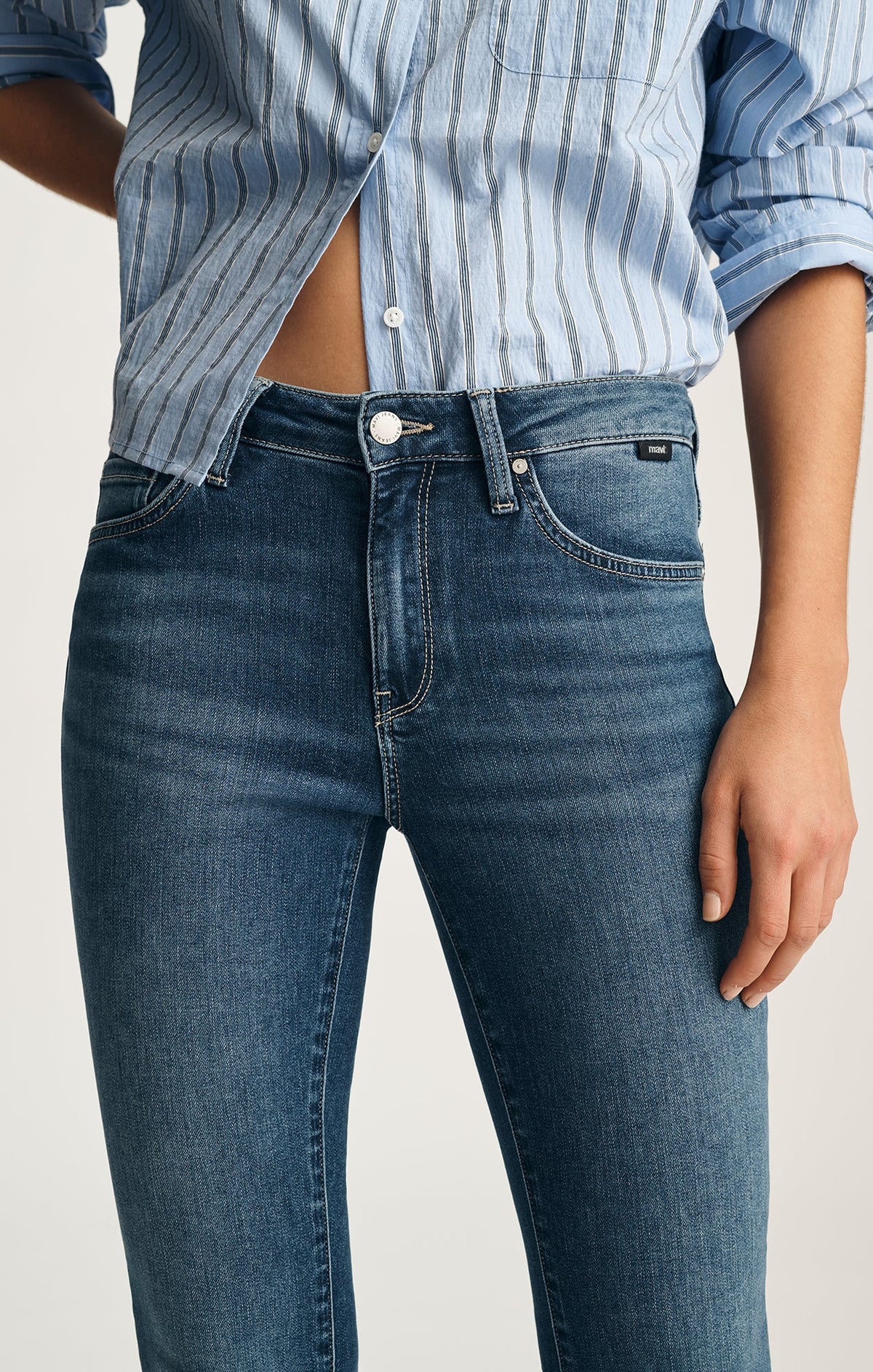Mavi-Tess Dark Wash Skinny Jean In Dark Brush Feather Luxe