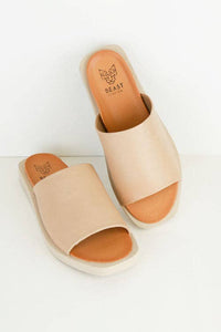 Vicente Slides - Nude