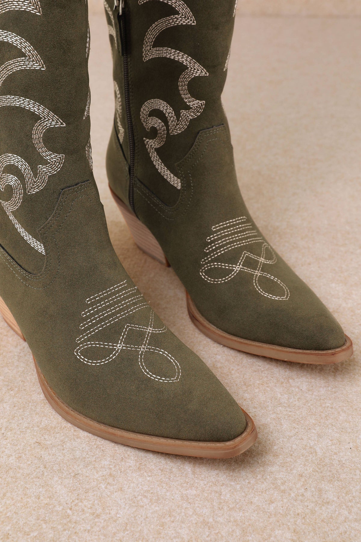 The Faye Boot - Olive