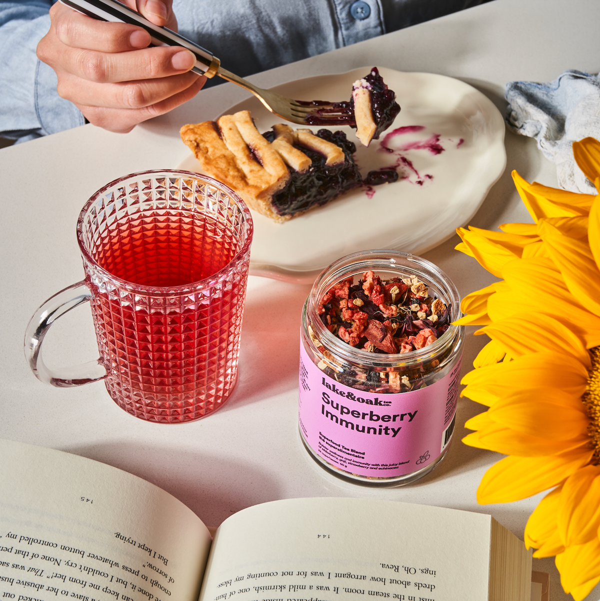 Lake & Oak Tea Co. - Superberry Immunity - Wholesale: Glass Loose-leaf Jar - 24 Cups