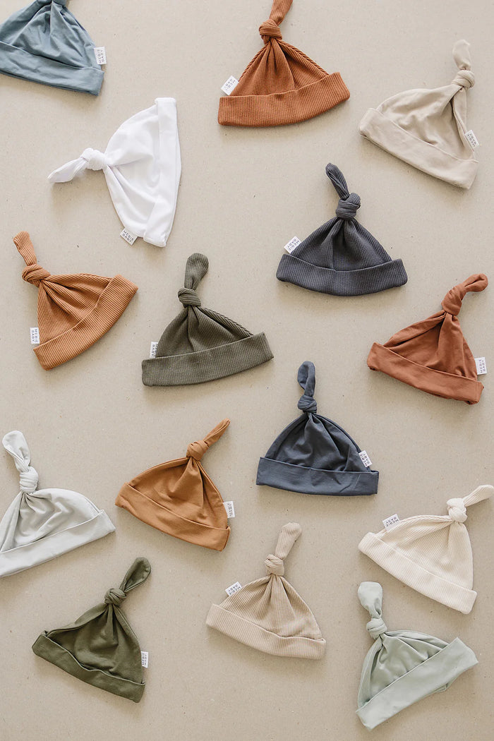 Organic Ribbed Newborn Knot Hats
