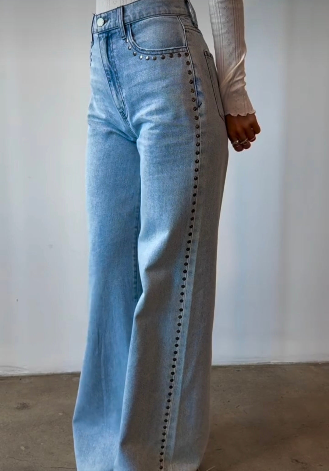 Daze Denim Far Out - Let's Dance