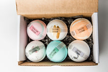 Load image into Gallery viewer, Soco Soaps Bathbomb

