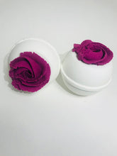 Load image into Gallery viewer, Soco Soaps Bathbomb
